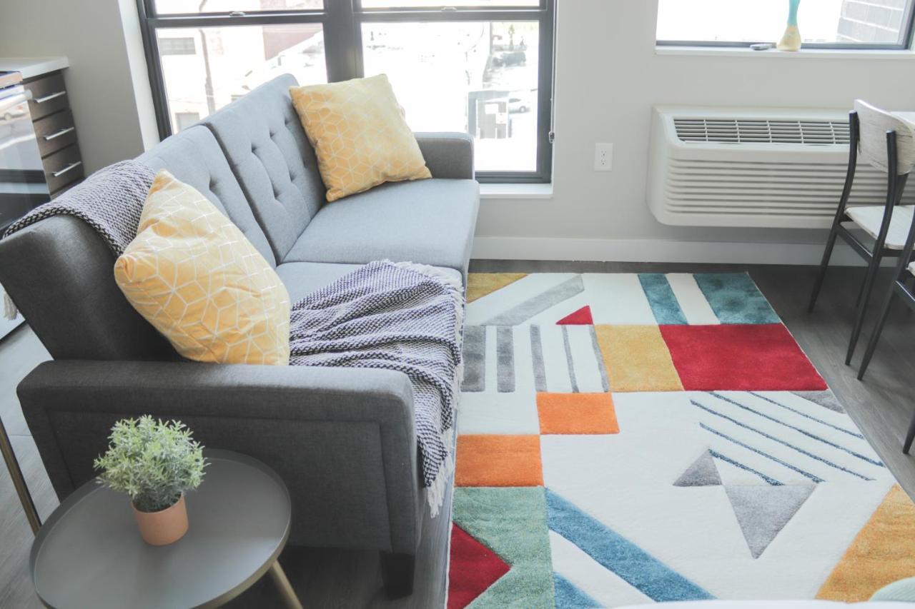 Sleepover Premier Downtown Des Moines Apartments Екстер'єр фото