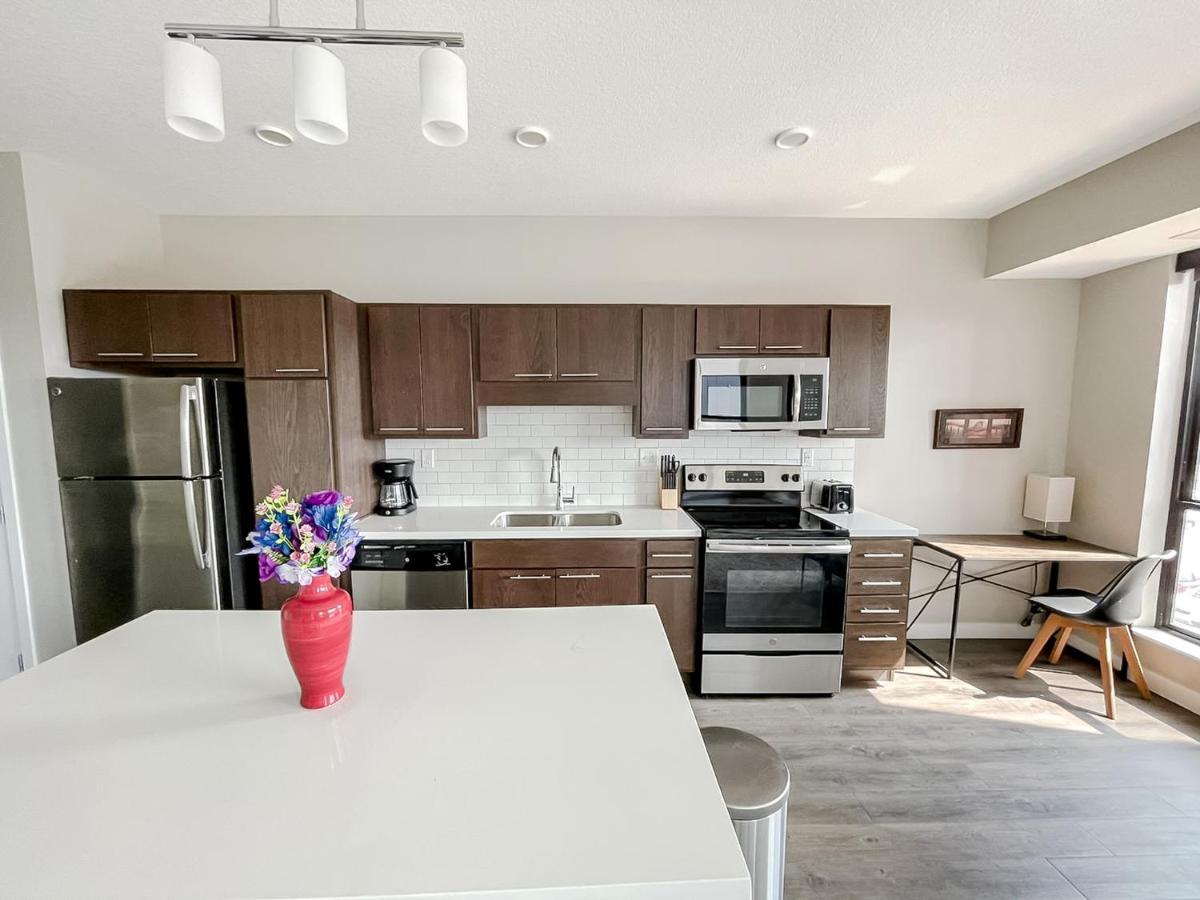 Sleepover Premier Downtown Des Moines Apartments Екстер'єр фото